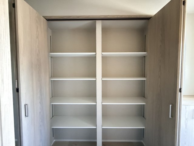収納　同物件別号室のものです。