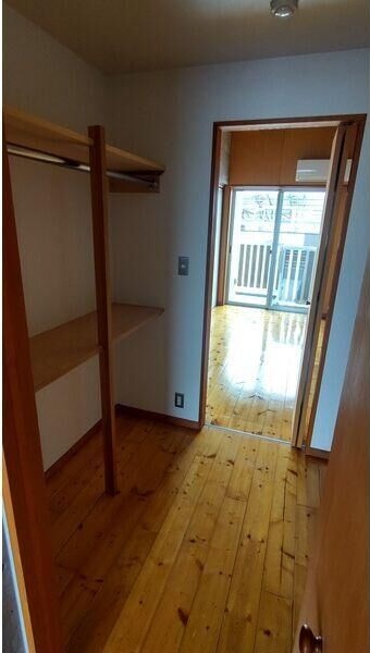 収納　室内写真は別部屋の写真です。