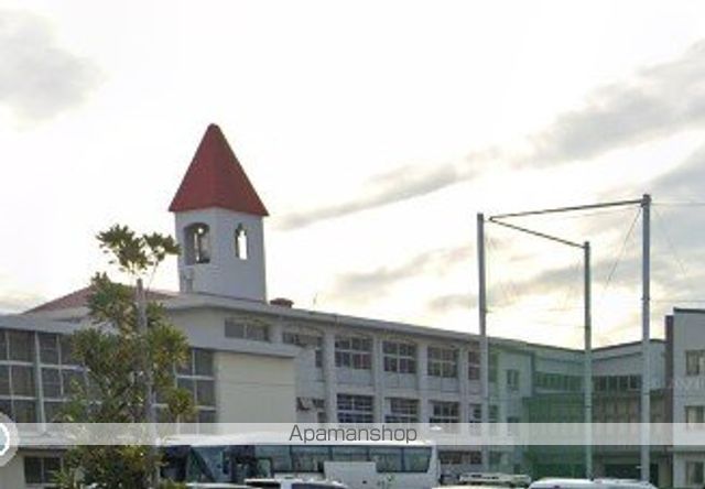 小学校　中央小（小学校）まで1159m