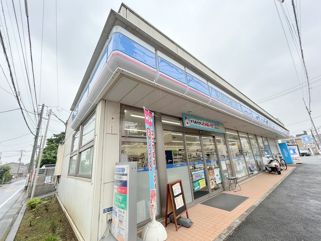 コンビニ　ローソン三鷹上連雀9丁目店（コンビニ）まで727m