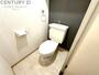 トイレ　温水洗浄便座付きのトイレです♪