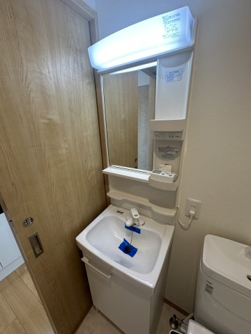 洗面設備　別部屋写真参考