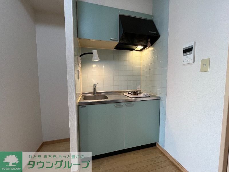 キッチン　※同建物別タイプ間取りの設備イメージです　現況優先