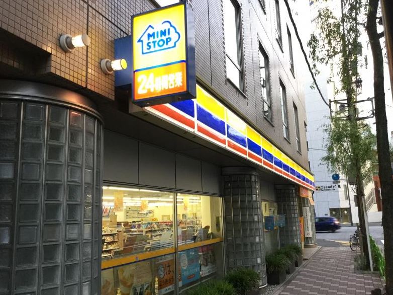 コンビニ　ミニストップ 日本橋馬喰町2丁目店（コンビニ）まで131m
