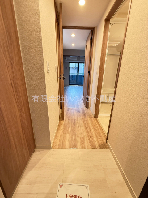 玄関　同タイプ別部屋参考写真