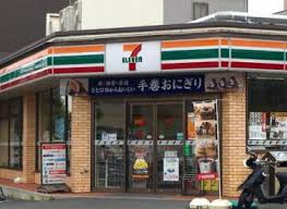 コンビニ　セブンイレブン 足立綾瀬1丁目店（コンビニ）まで84m