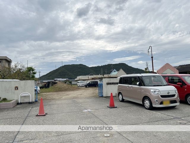 幼稚園・保育園　角山幼稚園（幼稚園・保育園）まで1185m