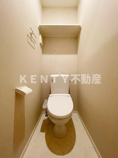 トイレ　落ち着いたトイレです