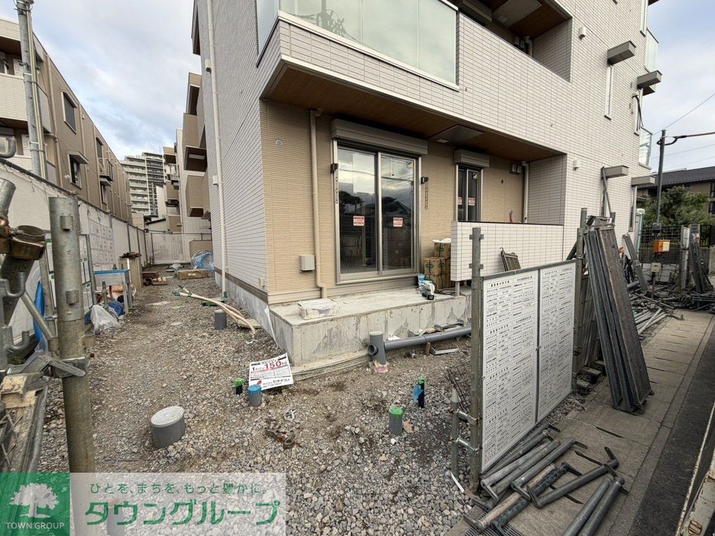 ルボワ ウエストの外観写真