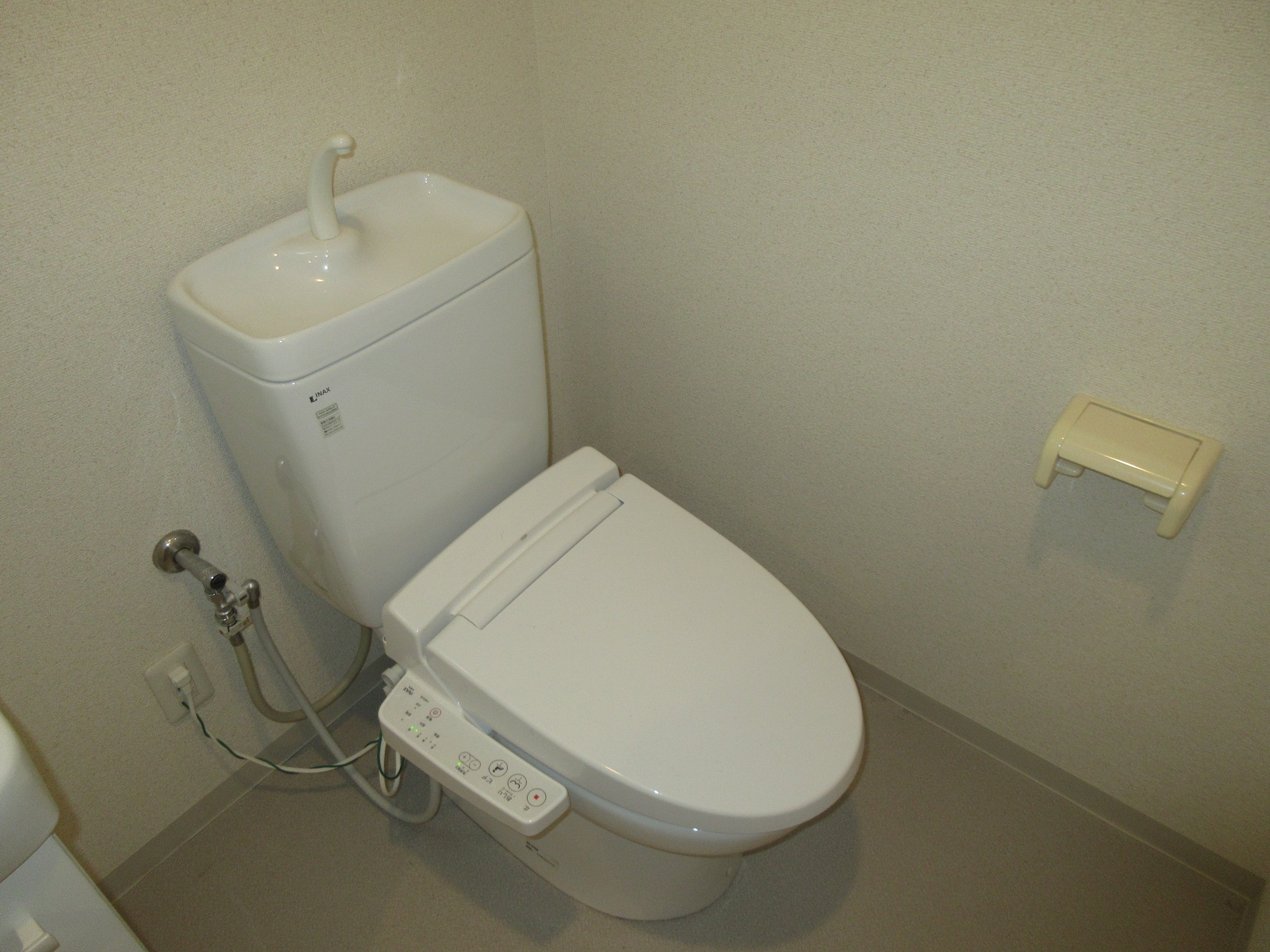 ＪＲ大阪環状線 寺田町駅 徒歩11分 10階建 築20年のトイレ写真