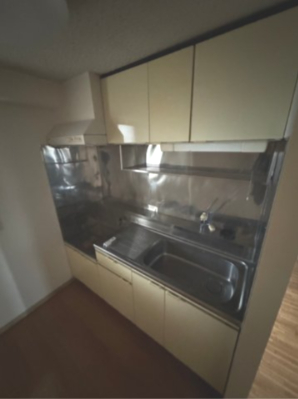 キッチン　※別号室参考写真です