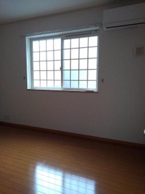 その他部屋・スペース　収納付きの洋室です