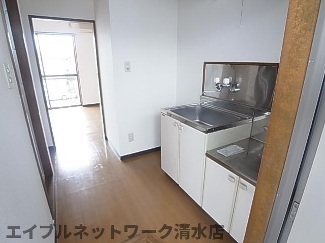HEARTHのキッチン写真