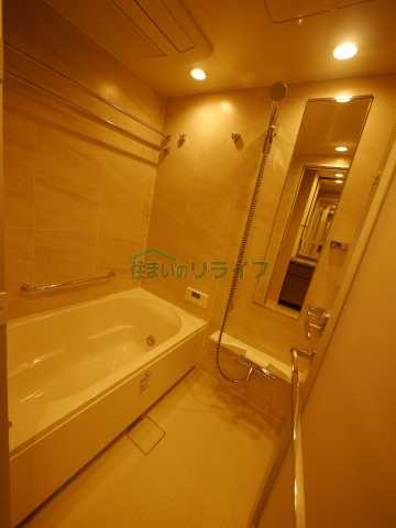 ジオ四谷荒木町の風呂写真