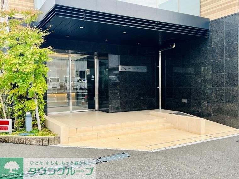 アーデル原木中山の外観写真