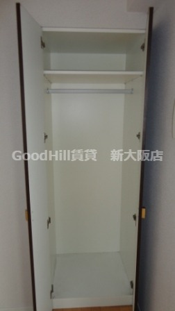 収納　クレアート新大阪セレニティ