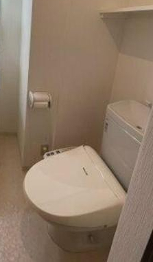 トイレ　ゆったりとした空間のトイレです