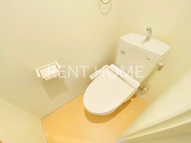 トイレ　ウォシュレット付き