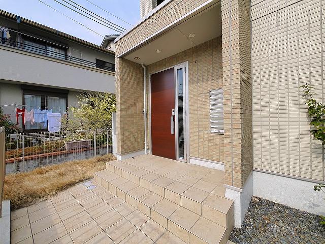 エントランス　毎日通るエントランスはこのようになっています