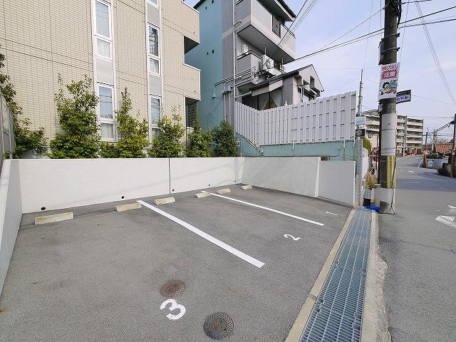 駐車場　カースペースがあります
