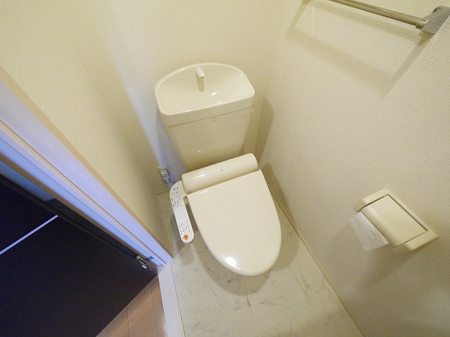 トイレ　ゆったりとした空間のトイレです