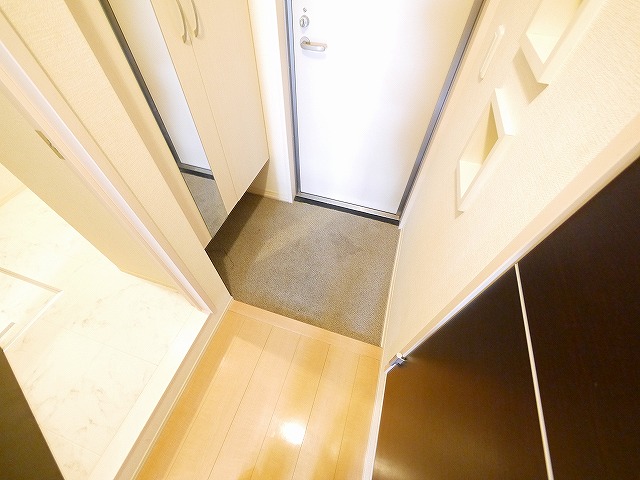 玄関　シンプルで使いやすい玄関です