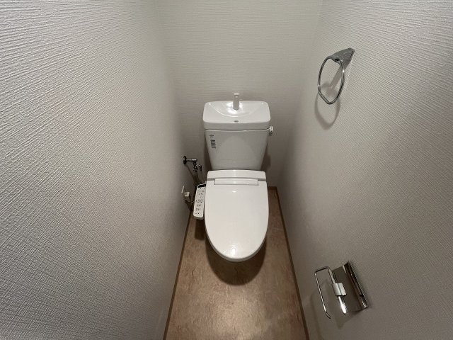 トイレ　清潔感のあるトイレです