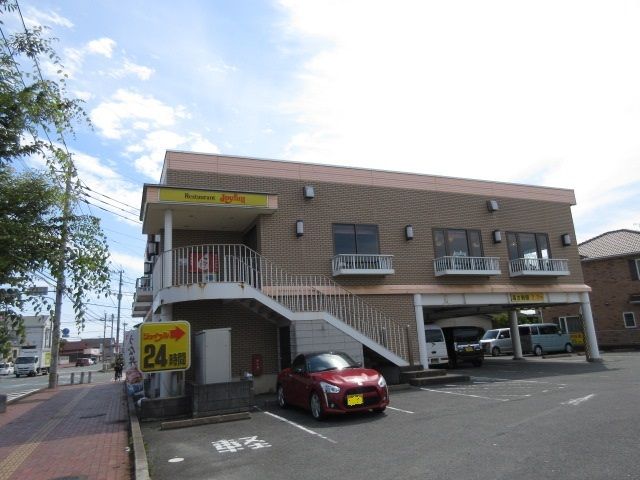 飲食店　ジョイフル（飲食店）まで800m