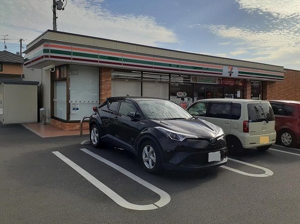 コンビニ　セブンイレブン倉敷中庄店（コンビニ）まで550m