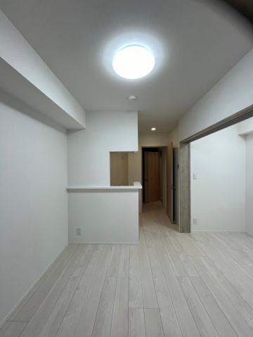 ブリックレジデンス築地明石町の居間写真