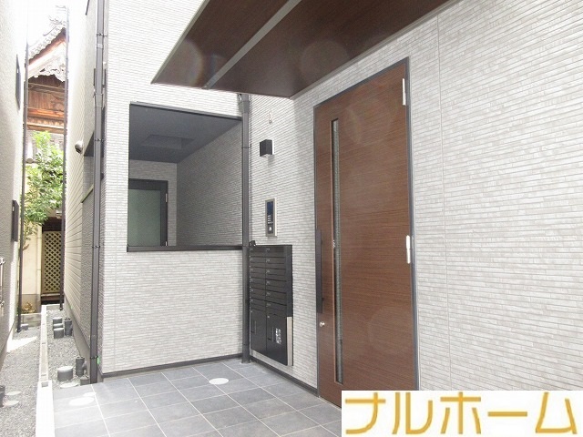 ＪＲ関西本線 加美駅 徒歩10分 3階建 築4年の外観写真