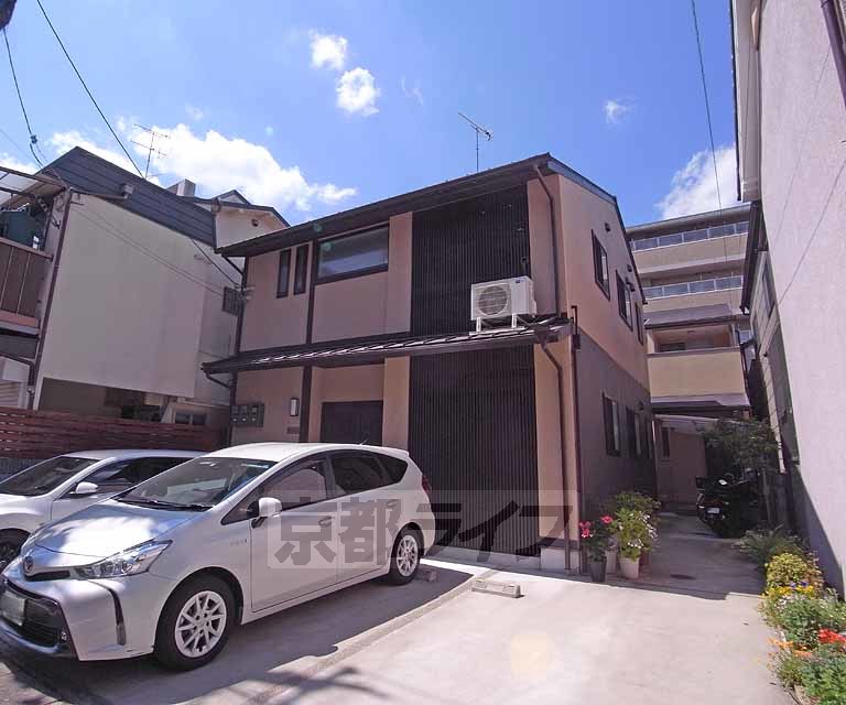 建物外観　綺麗な外観ですね。