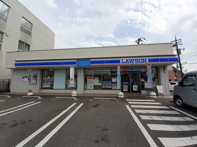 コンビニ　ローソン戸田氷川町二丁目店（コンビニ）まで226m