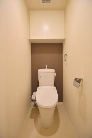 広島高速交通アストラムライン 中筋駅 徒歩10分 8階建 築9年のトイレ写真