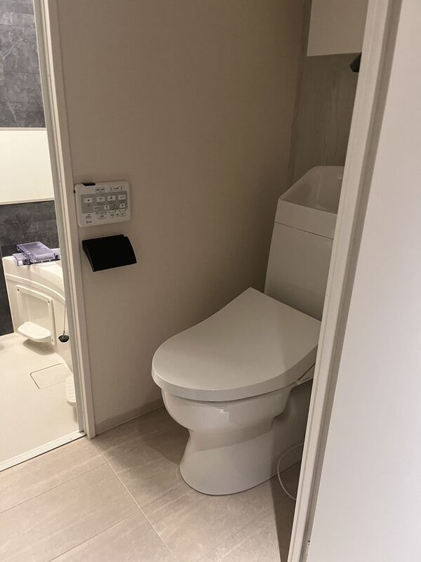 日神デュオステージ笹塚西館のトイレ写真