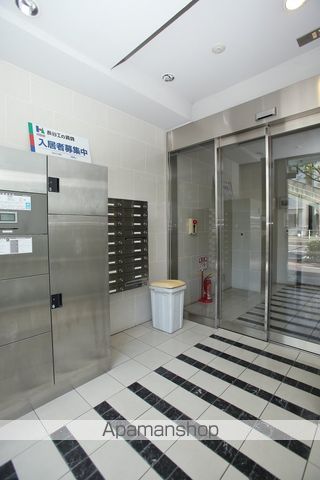 地下鉄堺筋線 天神橋筋六丁目駅 徒歩9分 10階建 築21年の外観写真