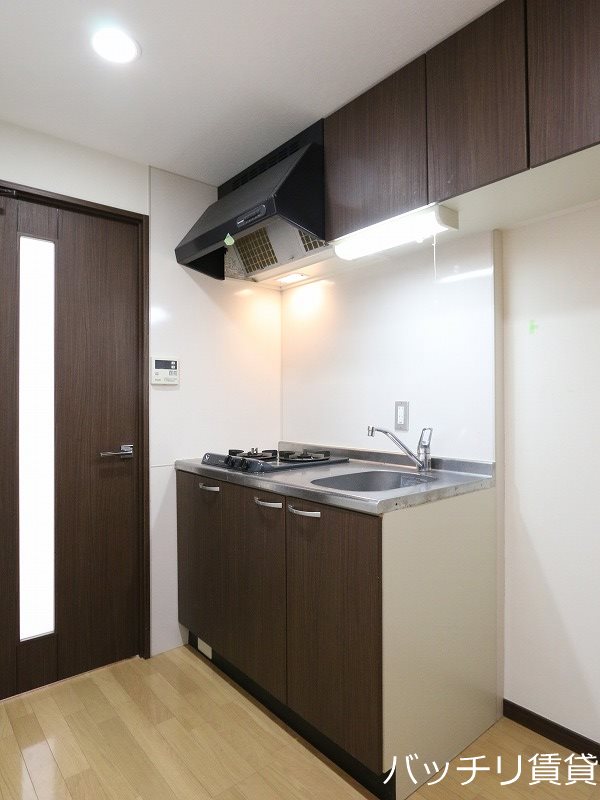 キッチン　※同マンション別部屋写真のため現状優先
