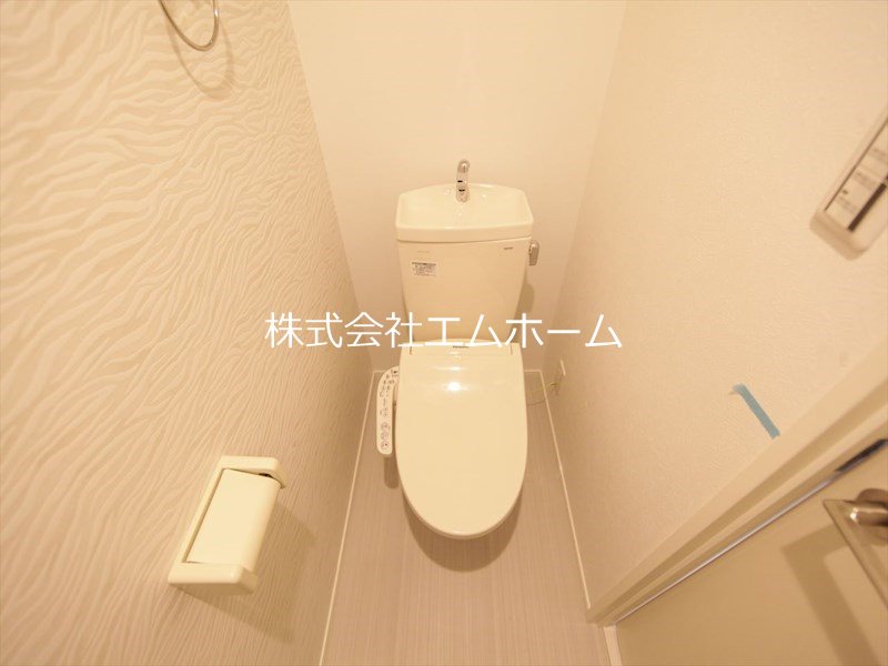 地下鉄名港線 東海通駅 徒歩7分 2階建 築8年のトイレ写真