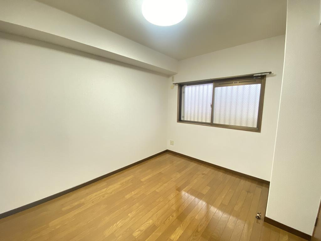 その他　※ほかのお部屋の室内写真です
