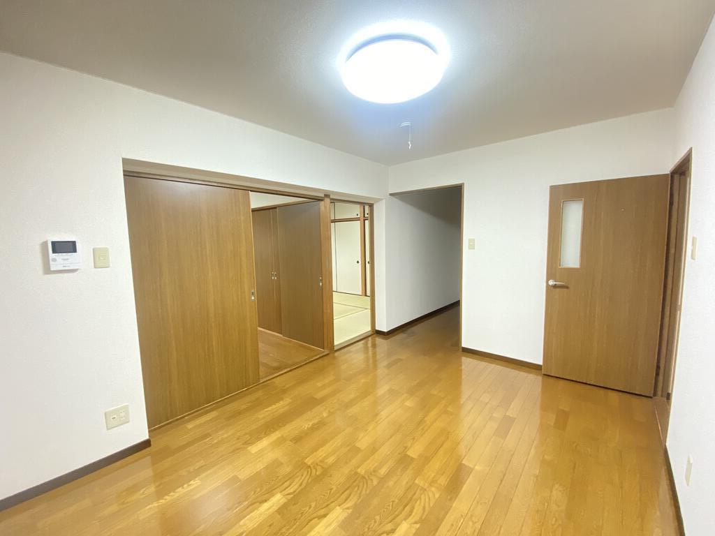 居室・リビング　※ほかのお部屋の室内写真です