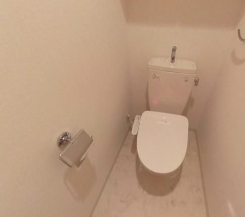 トイレ　シンプルで使いやすいトイレです