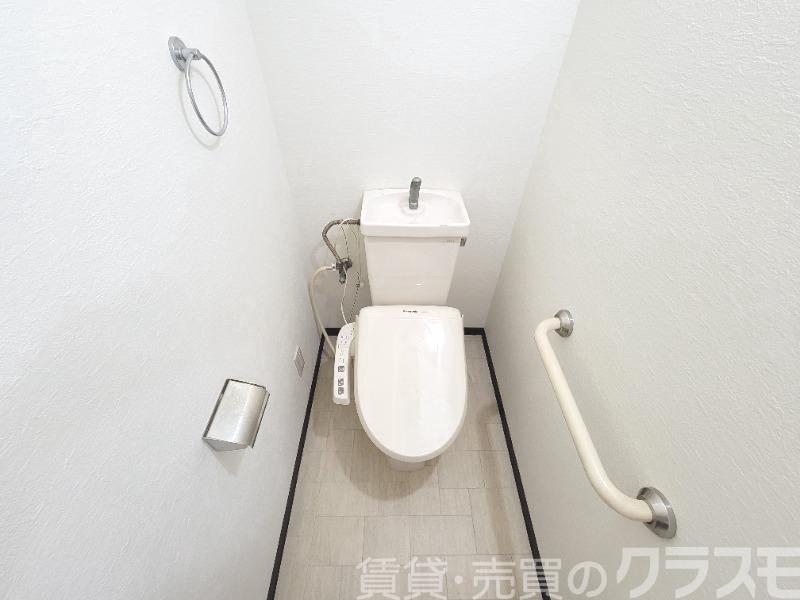 トイレ　ウォシュレット＆ウォームレット
