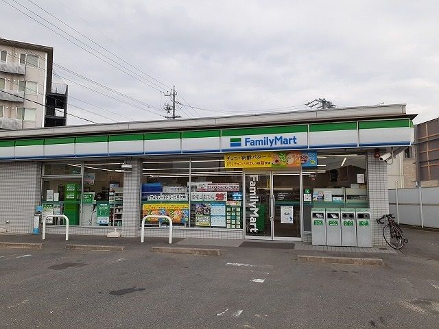 コンビニ　ファミリーマート　刈谷司町店（コンビニ）まで690m