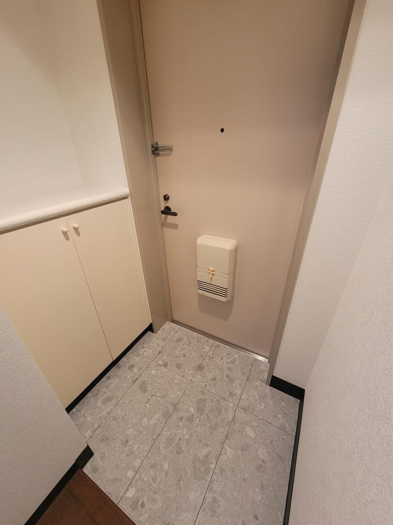 ダイアパレス鶴見中央の玄関写真