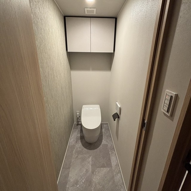 トイレ　※写真は同タイプ住戸です。