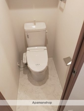 東京メトロ日比谷線 入谷駅 徒歩8分 10階建 築12年のトイレ写真