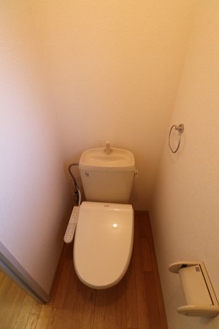 ファミールKのトイレ写真