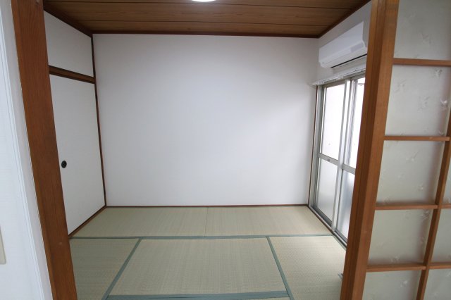 シティハイツ中町の居間写真
