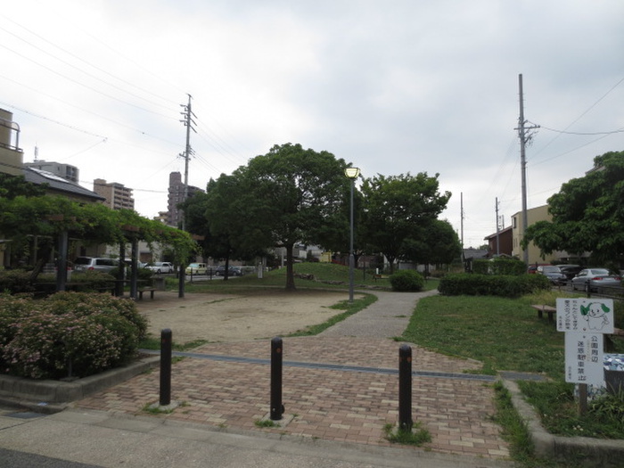公園　新出来公園（公園）まで400m