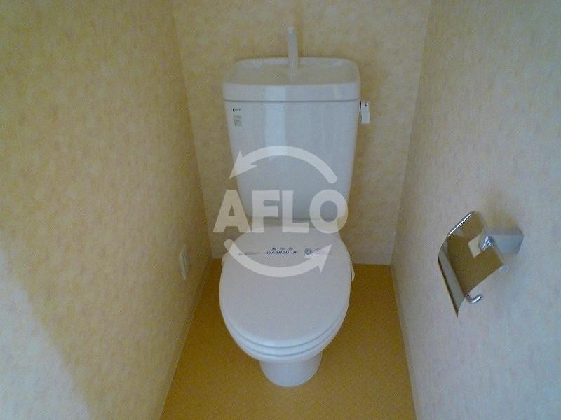 プレサンス心斎橋ザ・スタイルのトイレ写真